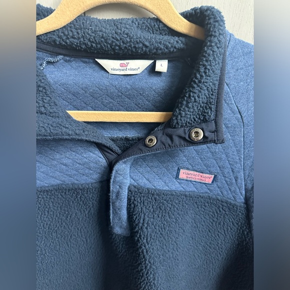 Vineyard Vines Mixed Media Sherpa - Picture 3 of 8